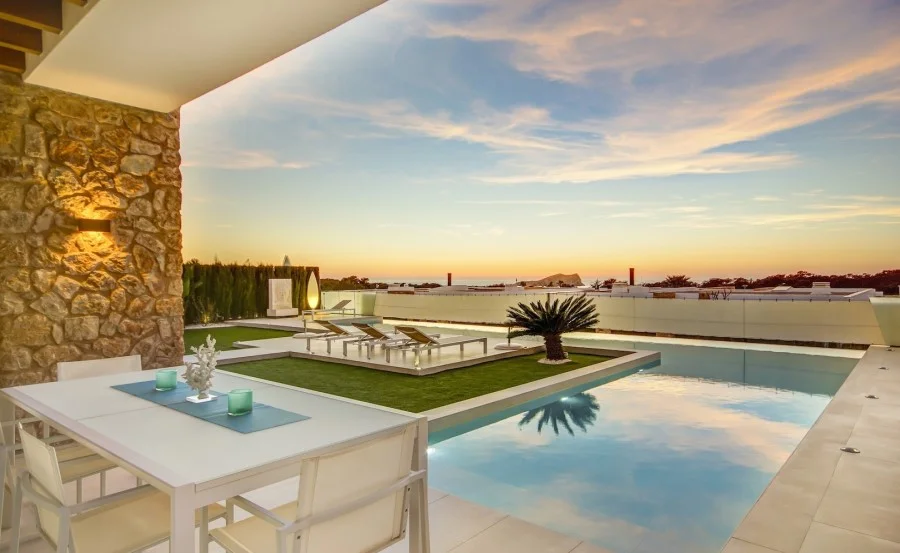 33 Cala Conta exclusive gated community