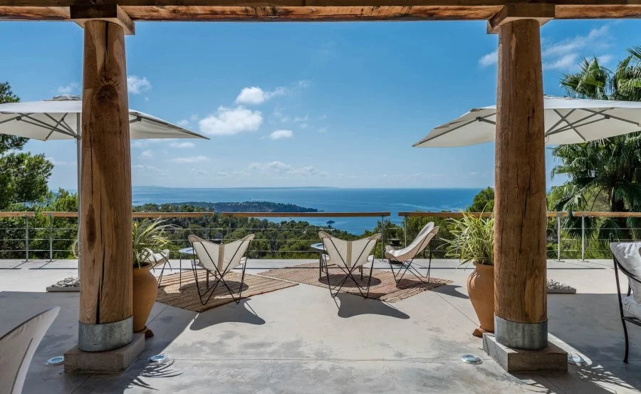 Luxury villa for rent in Ibiza