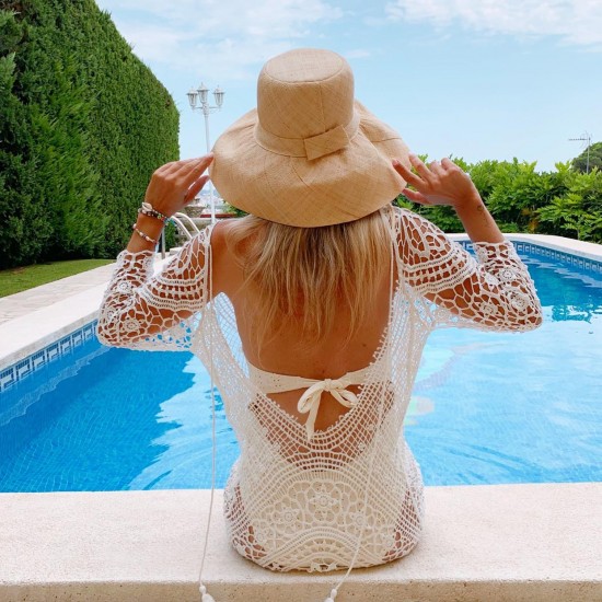 It is not only elegance, trends and fashion .. It is called the Ibizan style! 1 It is not only elegance, trends and fashion .. It is called the Ibizan style! 1